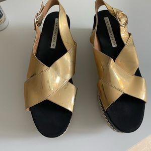 Zara Wedges